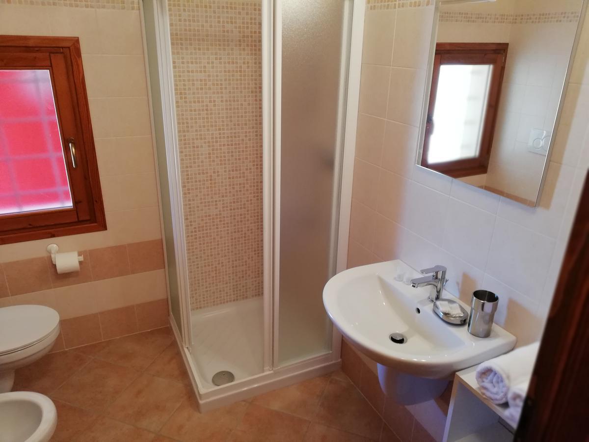 Hotel Karingo House Fratta Polesine Esterno foto